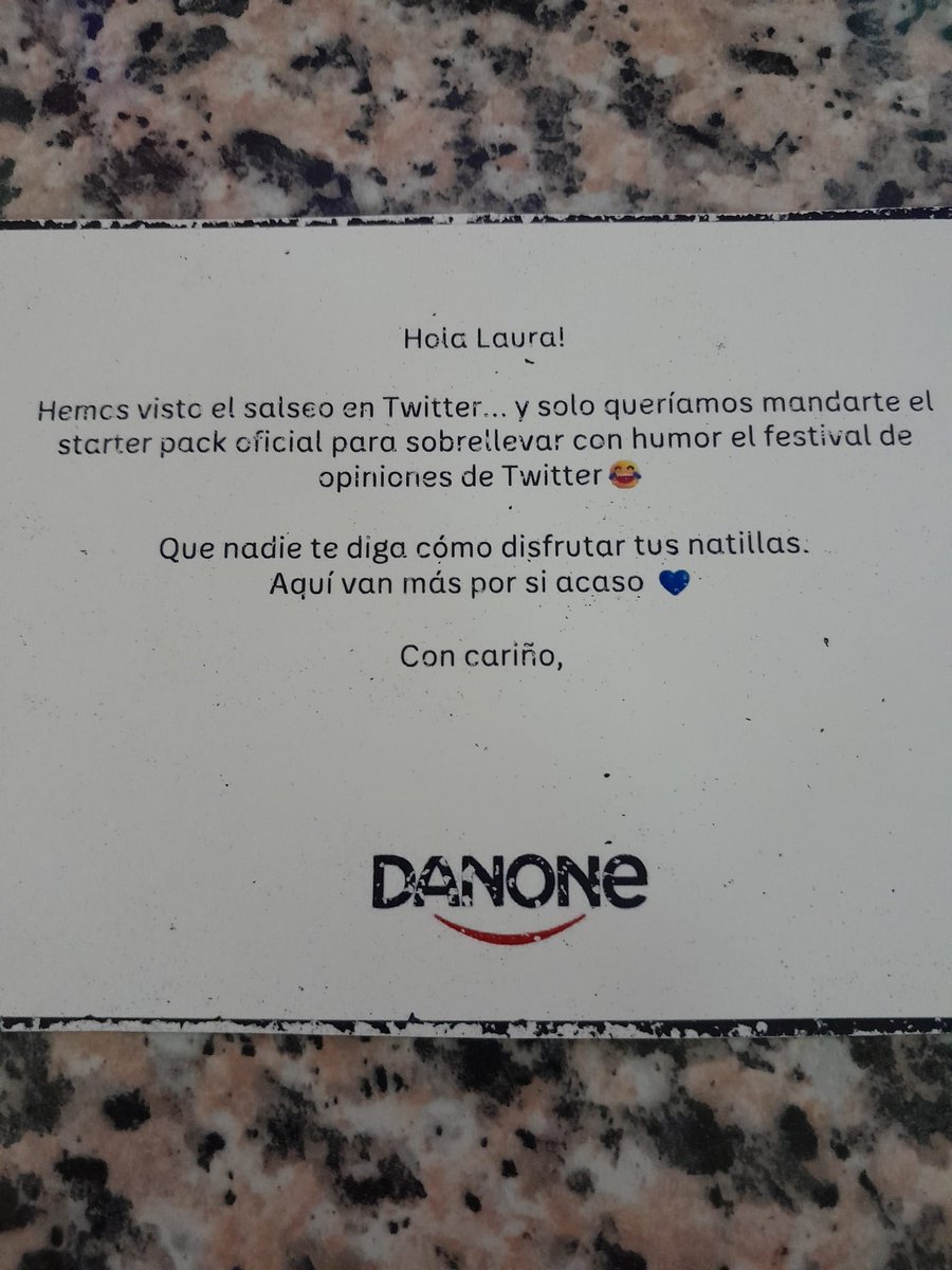 laurabizcochitos tweet media