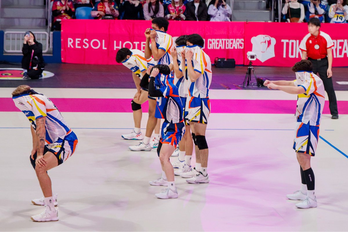 東ﾚｵｰﾒﾝｽﾞ🎭

20260321 有明コロシアム 始球式
#東レアローズ静岡
