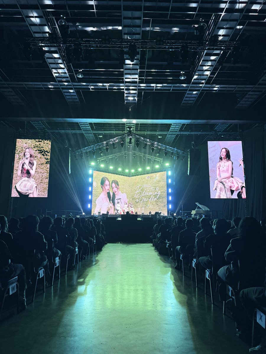 Snurrofficial's tweet photo. ชาวเดอร์ !!!!! 

TKNUR LOVE BLOOMING
#TKNur1stFanMeetingTH https://t.co/rzi11c809F