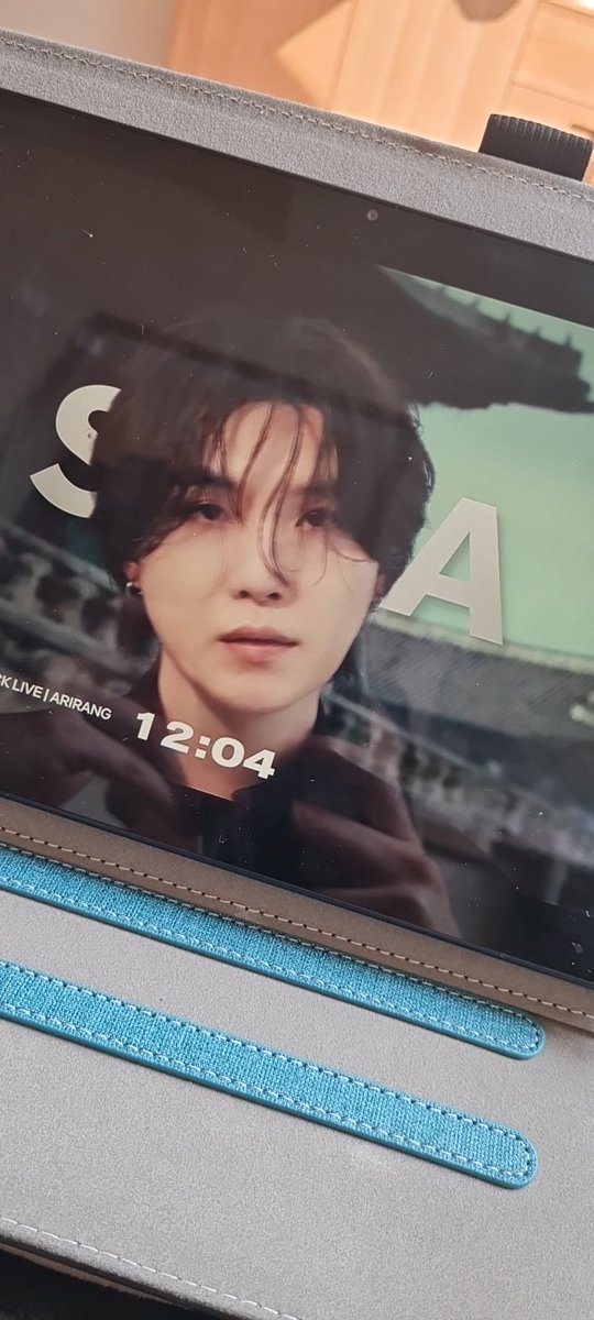 Justletmesleep1's tweet image. 12min, let's goooooo! 
#BTS_ARİRANG 
#bts_live