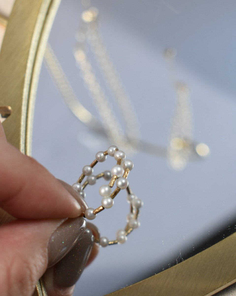Pearlish_jp's tweet image. Gold Line Pearl Ring

軽やかな着用感のSize Free Ring💍
お手持ちのジュエリーとのレイヤードも楽しんでいただけるアイテム

#Pearlish
#パーリッシュ
#パールジュエリー
＃パールチョーカー
#pearls