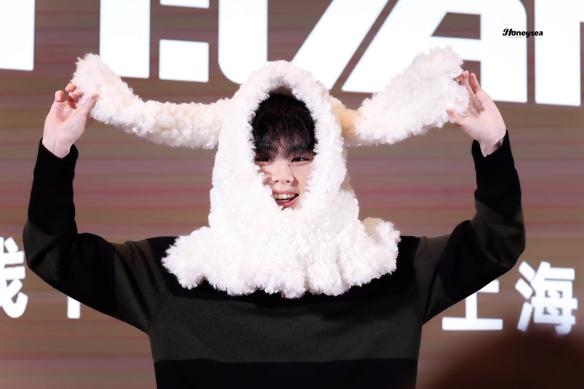 Honeysea tweet media