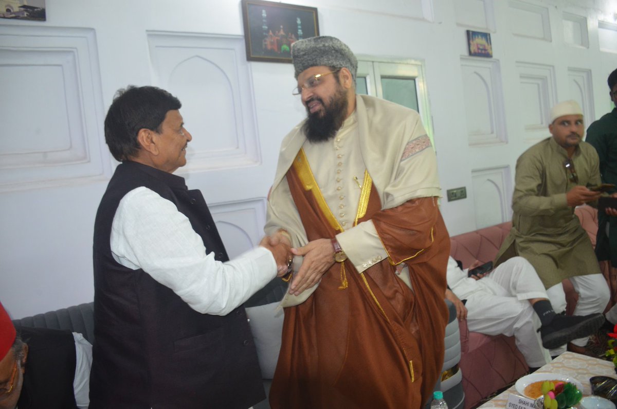 Shivpal Singh Yadav (@shivpalsinghyad) on Twitter photo 