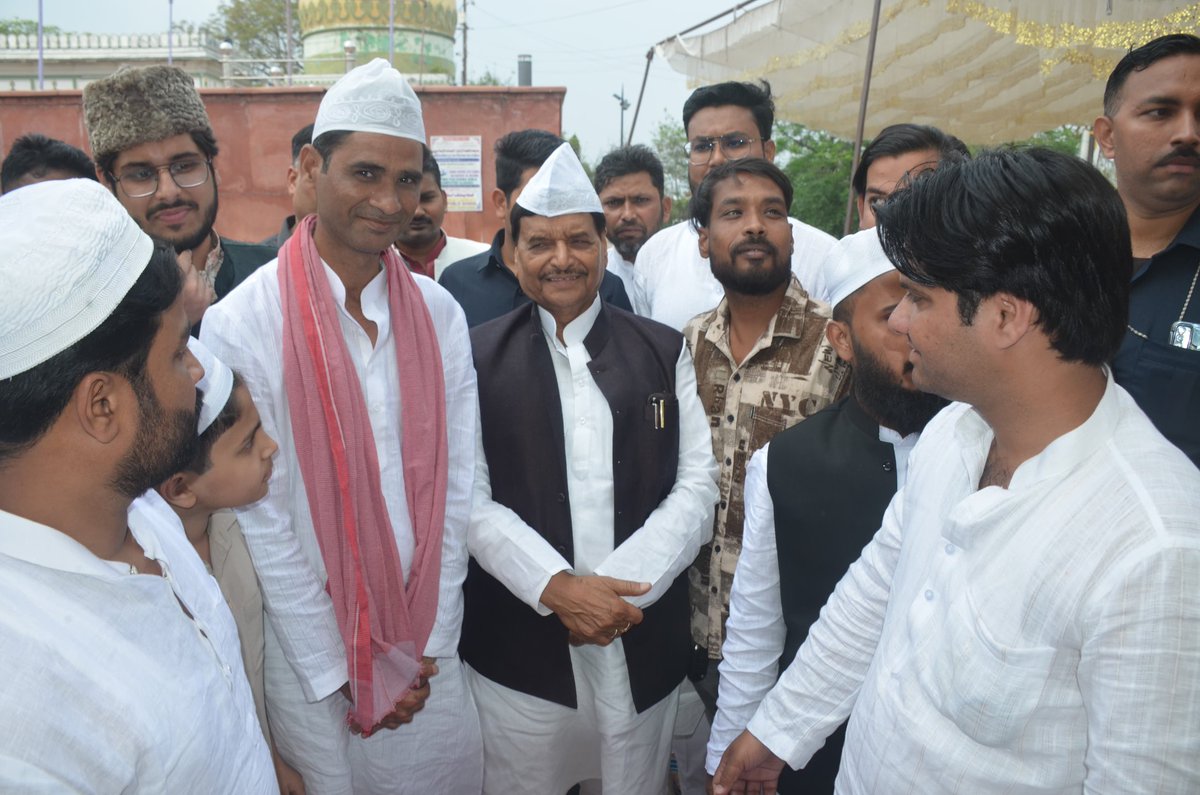 Shivpal Singh Yadav (@shivpalsinghyad) on Twitter photo 