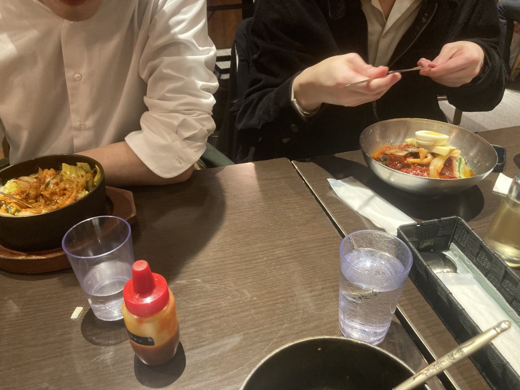 postponed00's tweet photo. .拡張子 in 東京(2人スタジオ練) https://t.co/dB2ThR1bXQ
