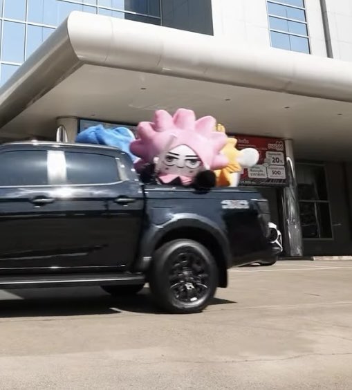 ยอร.com 🍌 tweet media