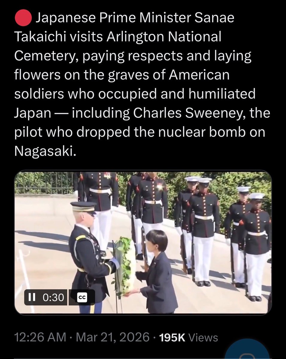 日本の首相は、自国に原爆を投下したアメリカ兵に敬意を表した。日本は首相の発言に抗議すべきだ。 日本の首相.