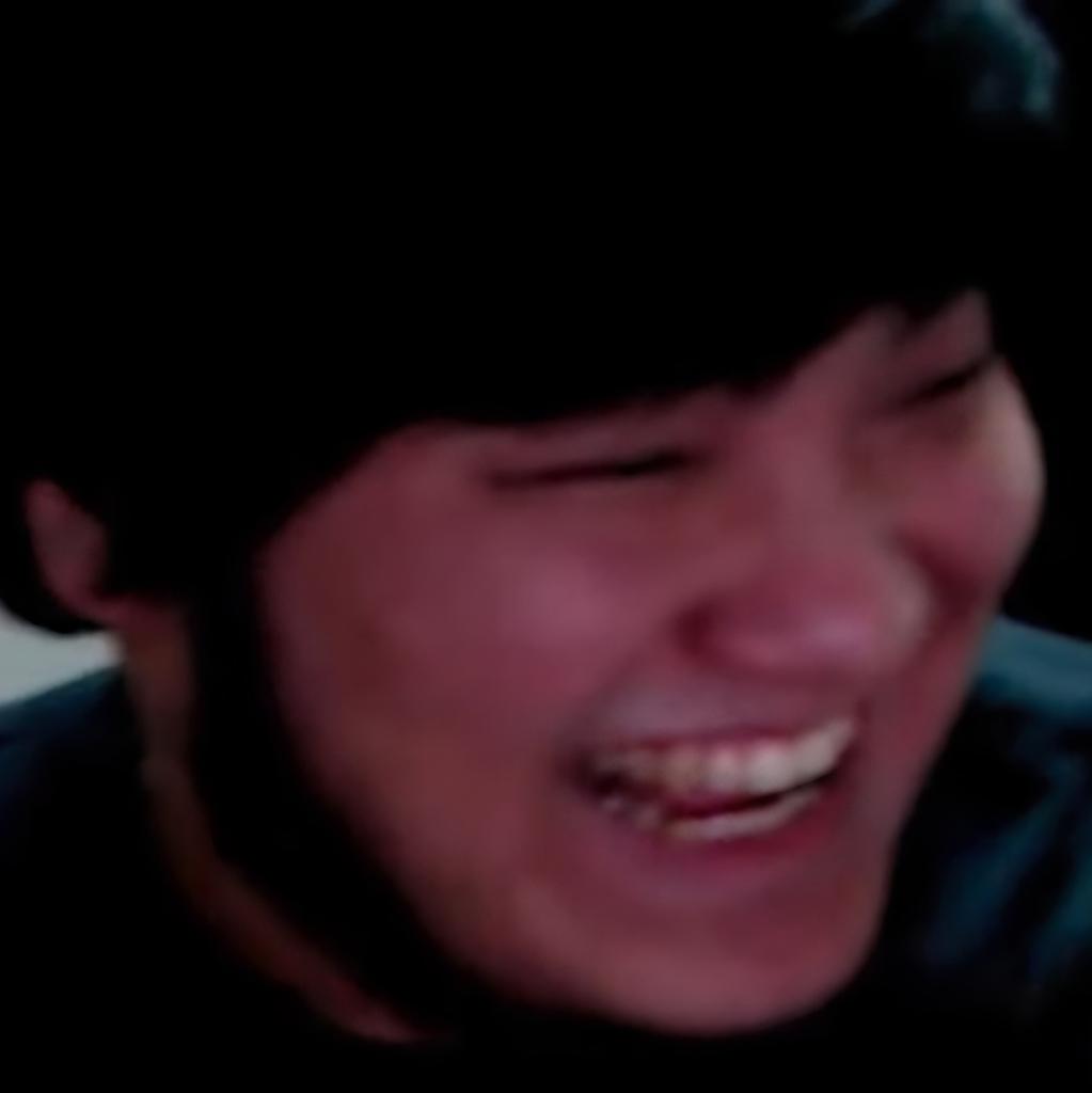 黒ひげ tweet media