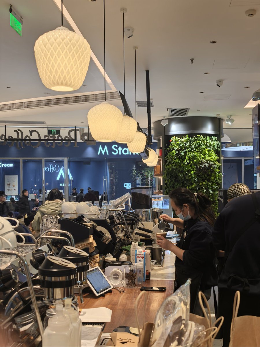 Brooke Elizabeth tweet media