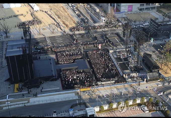 𓆩♛𓆪 tweet media