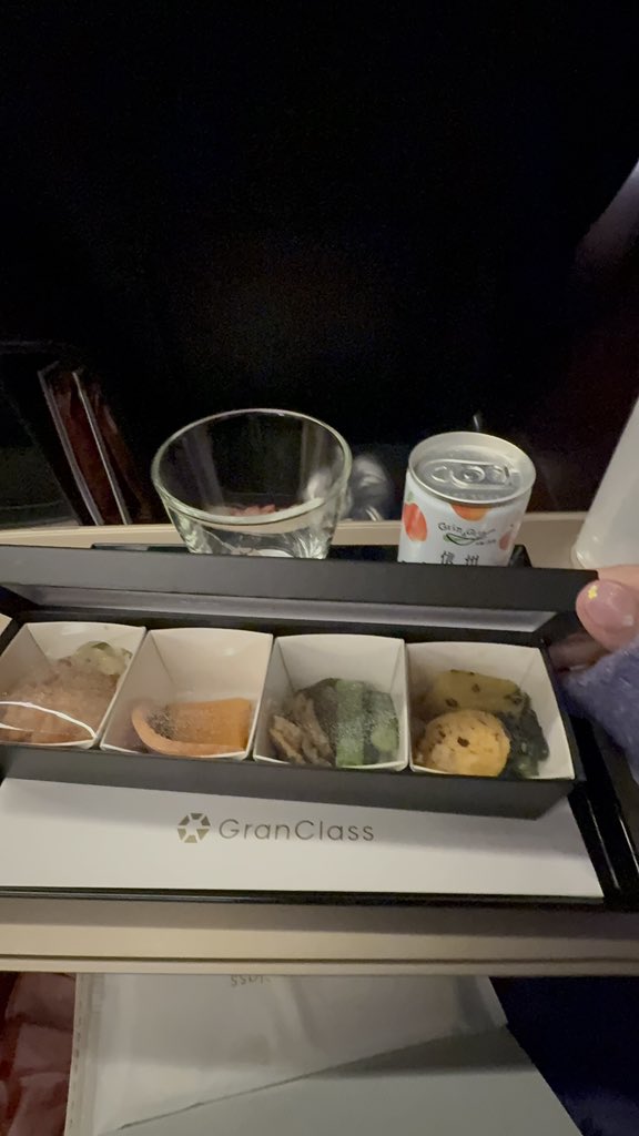 彩羽真矢 tweet media