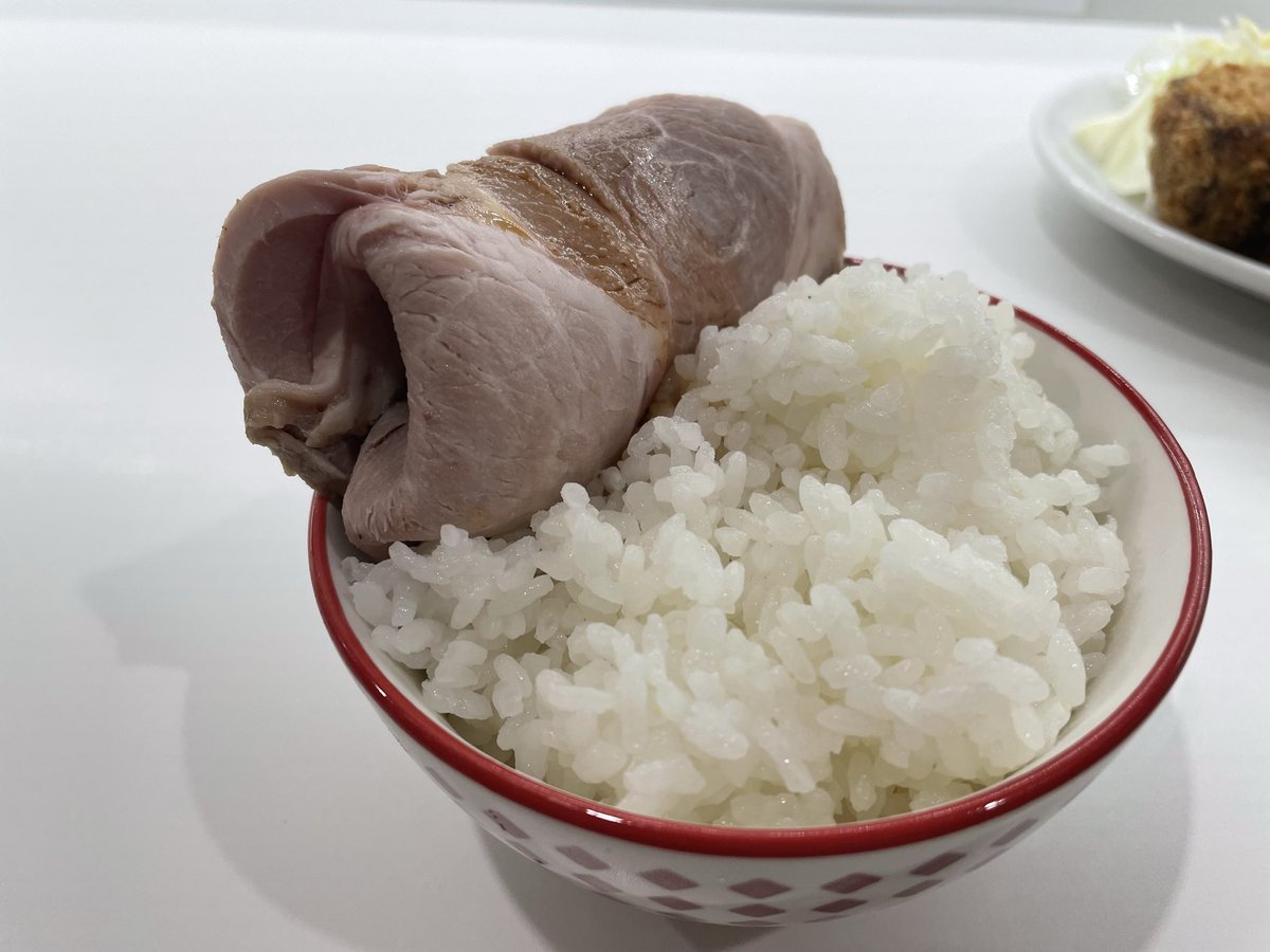 たろきち tweet media