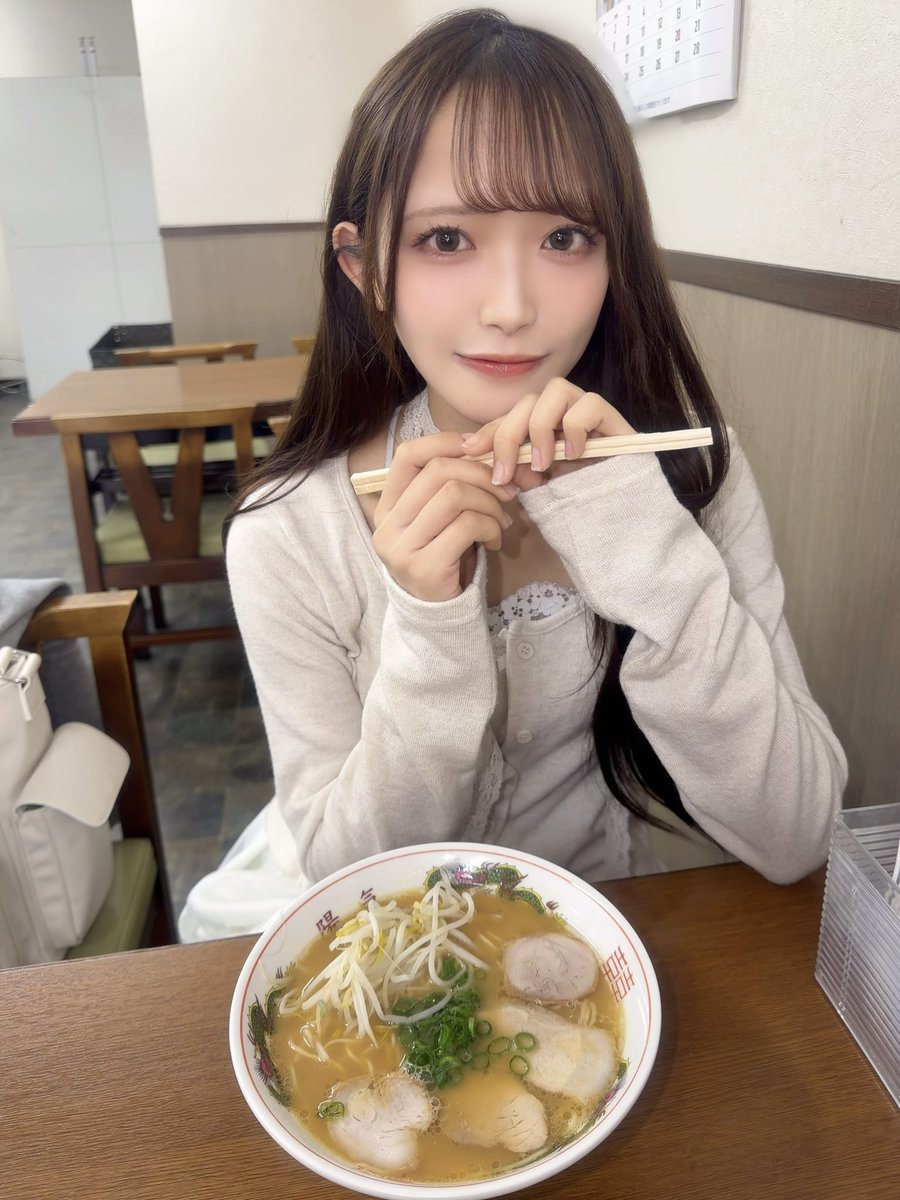 反田葉月 tweet media