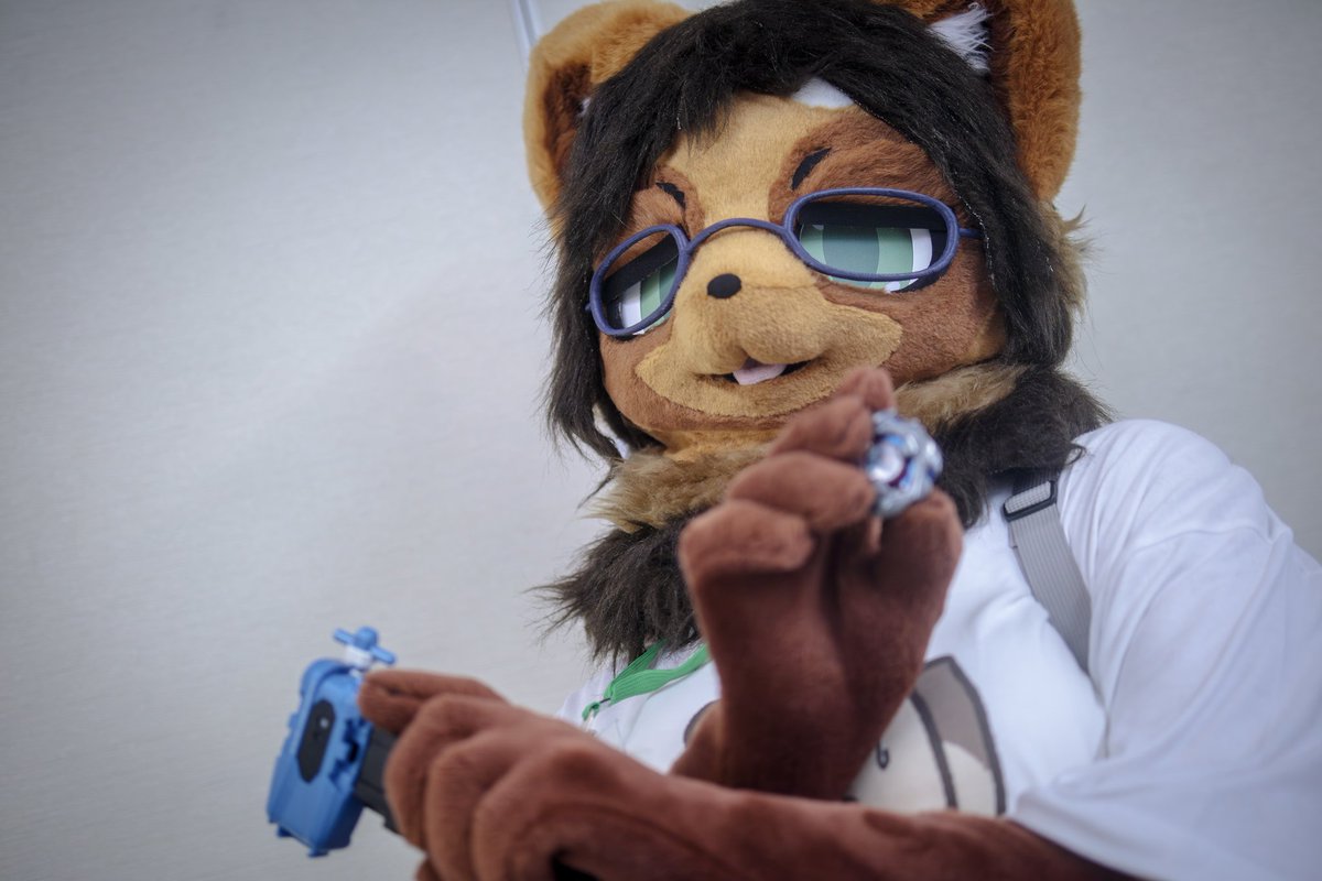 湊川亭しゃろん tweet media