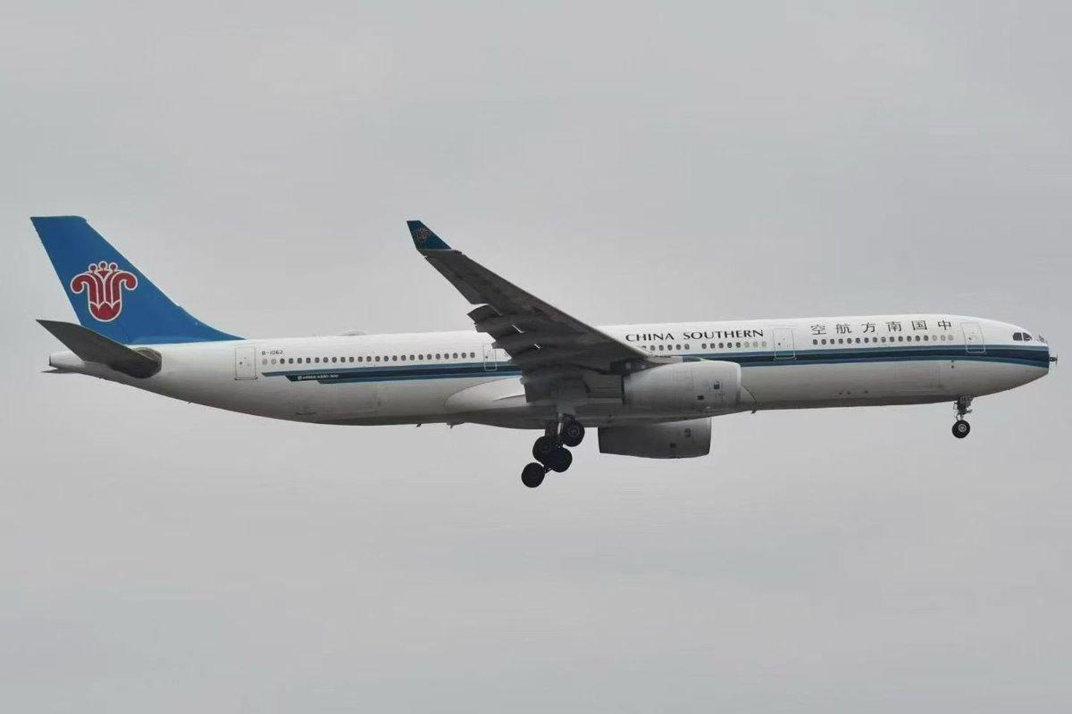 FL360aero tweet media