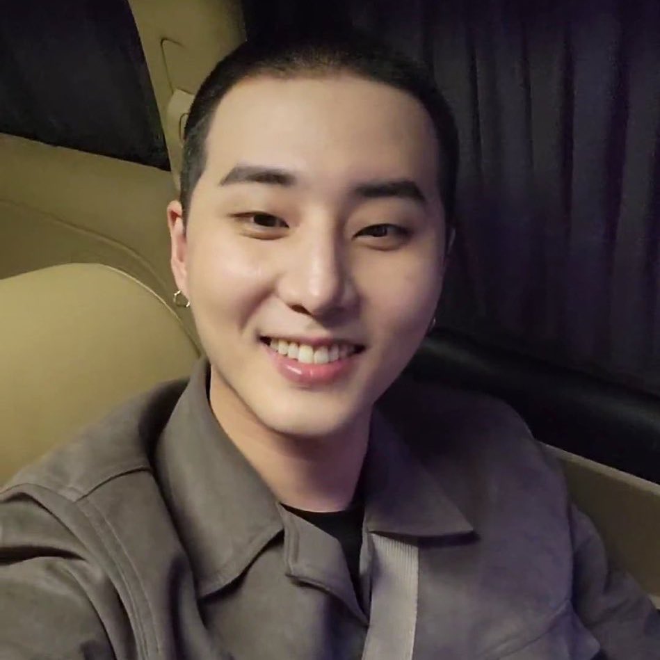 woodyꕤ Brian Kang tweet media