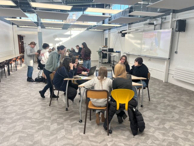 Collège Saint Exupéry tweet media