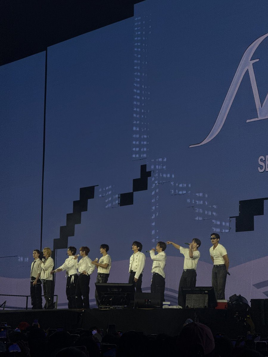 PINANGANAK AKO PARA MAGING INGGITERA 

#NEW_BULACAN
#SEVENTEEN_NEW_IN_BULACAN