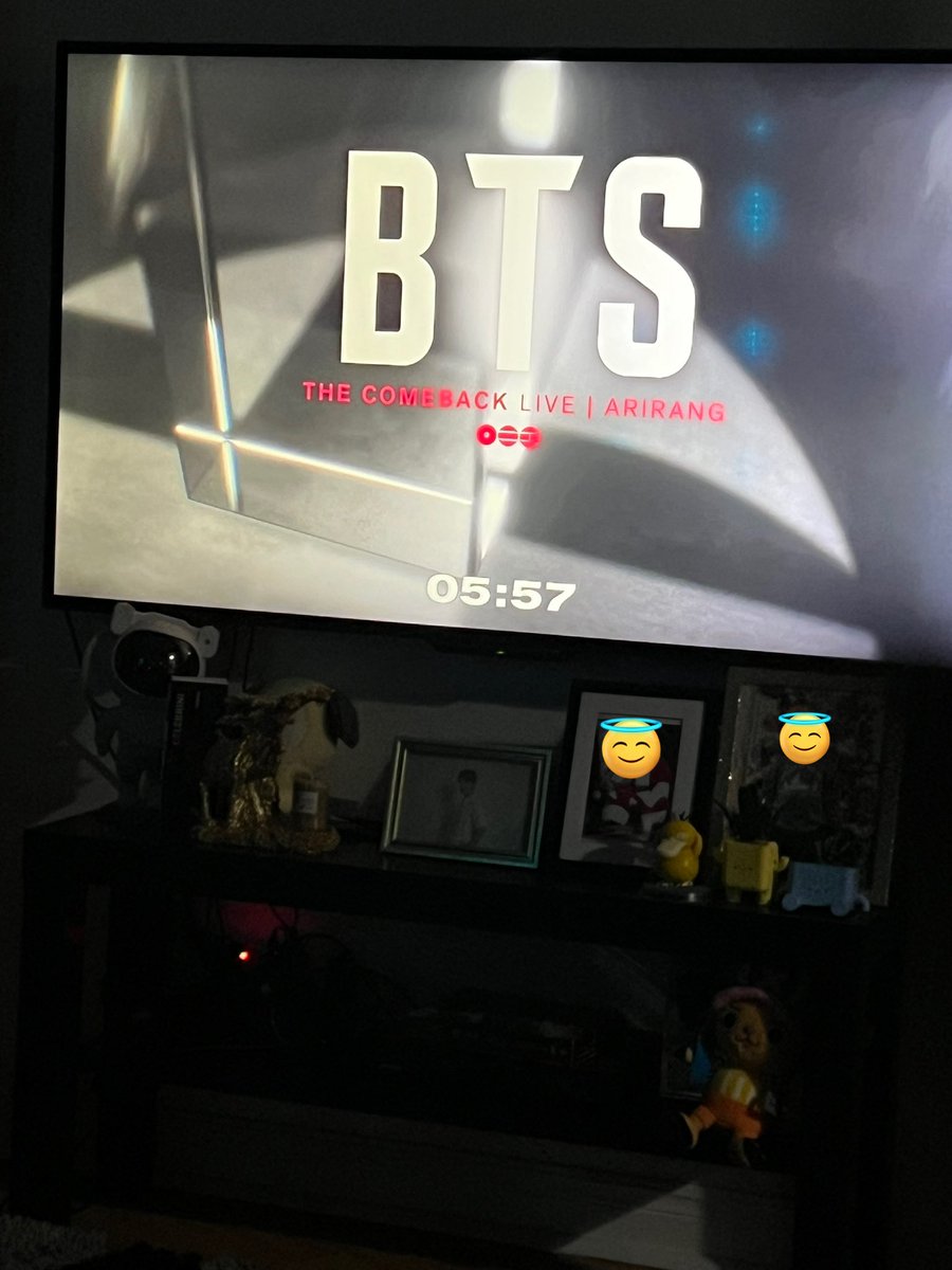 lily⁷ IS SEEING BTS x2! tweet media
