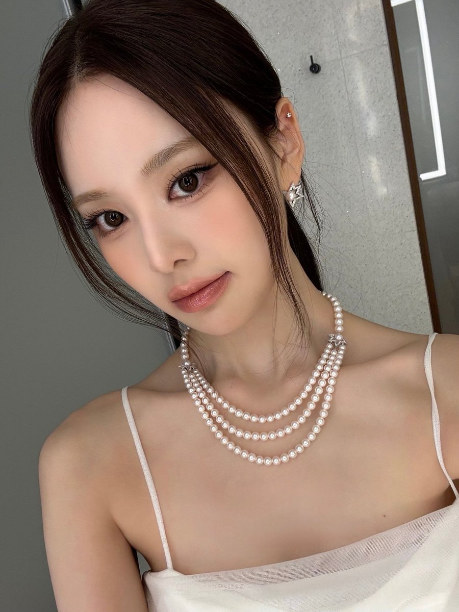 jeemixn's tweet photo. ㅤㅤㅤ
           𝖤𝗑𝗉𝖾𝗋𝗍𝗌     𝖺𝗀𝗋𝖾𝖾     𝖺𝗅𝗅     𝗀𝗂𝗋𝗅𝗌     𝖺𝗋𝖾
           𝗆𝖺𝖽𝖾     𝗈𝖿     𝗌𝗎𝗀𝖺𝗋     𝖺𝗇𝖽     𝗌𝗉𝗂𝖼𝖾.
           𐂂    ⸼     🥧    .      𓍼    ﹐   🍰     ִֶָ     𑁍 
ㅤ https://t.co/ASo3pzsKRc