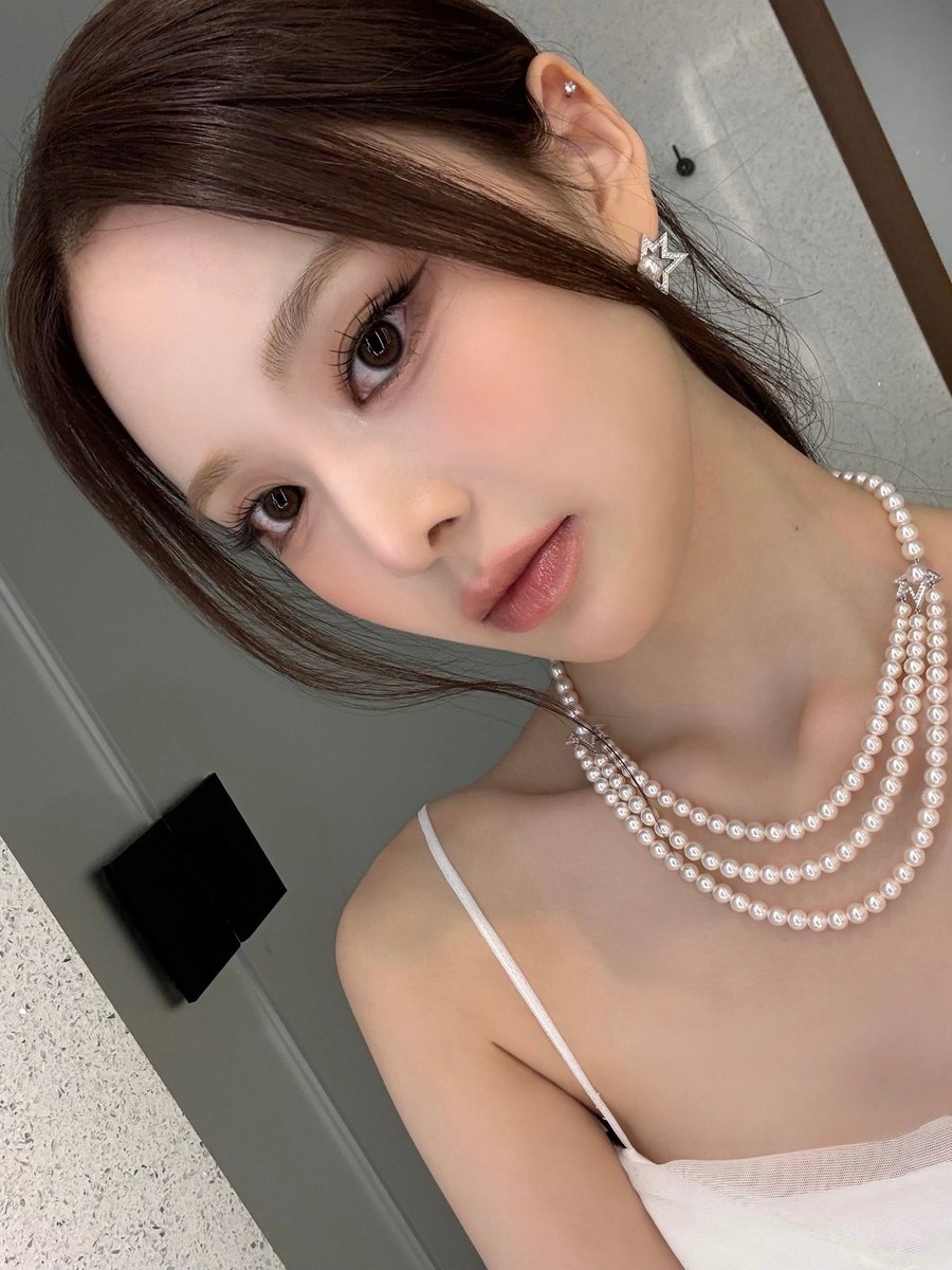 jeemixn's tweet photo. ㅤㅤㅤ
           𝖤𝗑𝗉𝖾𝗋𝗍𝗌     𝖺𝗀𝗋𝖾𝖾     𝖺𝗅𝗅     𝗀𝗂𝗋𝗅𝗌     𝖺𝗋𝖾
           𝗆𝖺𝖽𝖾     𝗈𝖿     𝗌𝗎𝗀𝖺𝗋     𝖺𝗇𝖽     𝗌𝗉𝗂𝖼𝖾.
           𐂂    ⸼     🥧    .      𓍼    ﹐   🍰     ִֶָ     𑁍 
ㅤ https://t.co/ASo3pzsKRc