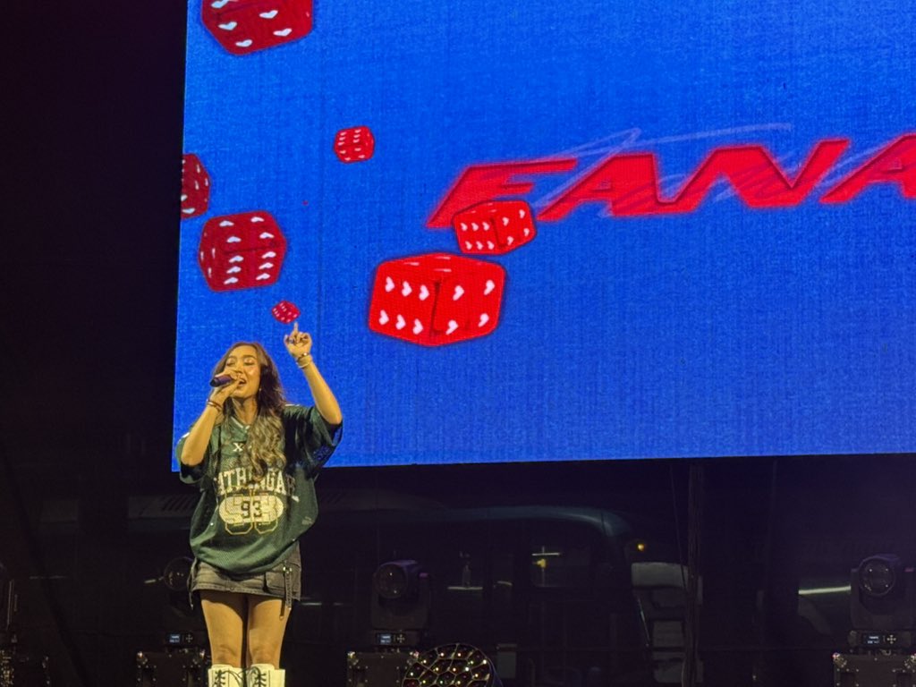 kowalerts's tweet photo. HAPPENING NOW: ABS-CBN Music artist #FANA as pre show performer here at Market Market for Signal Detected: Blooms Day with BINI

BINIDetected At MarketMarket
#BINI_SignalDetected #BINI https://t.co/mnnGFMKsGl