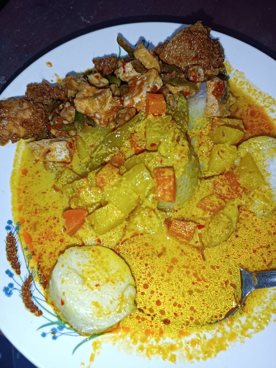 luna — fsr tele/wa 🌸 tweet media