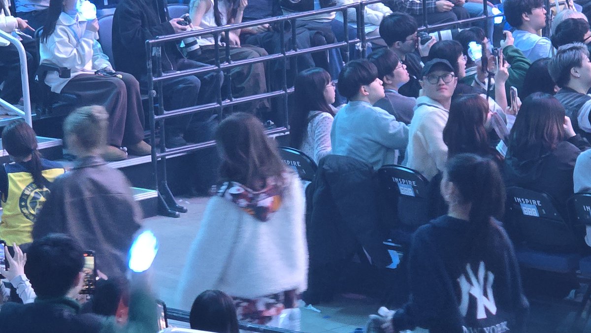 회색갈랑 tweet media