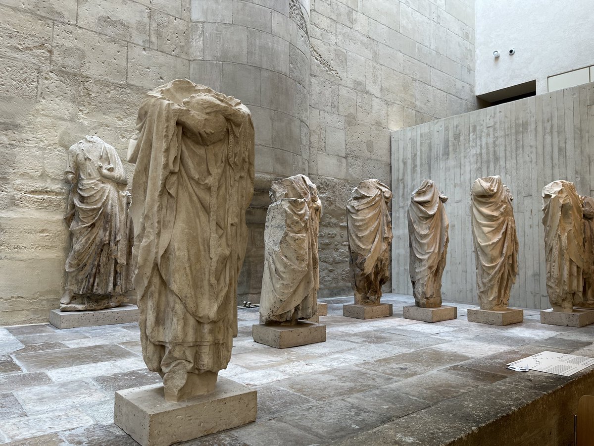 EveryLunaEver 🌈🪼 Nolf VTuber tweet media