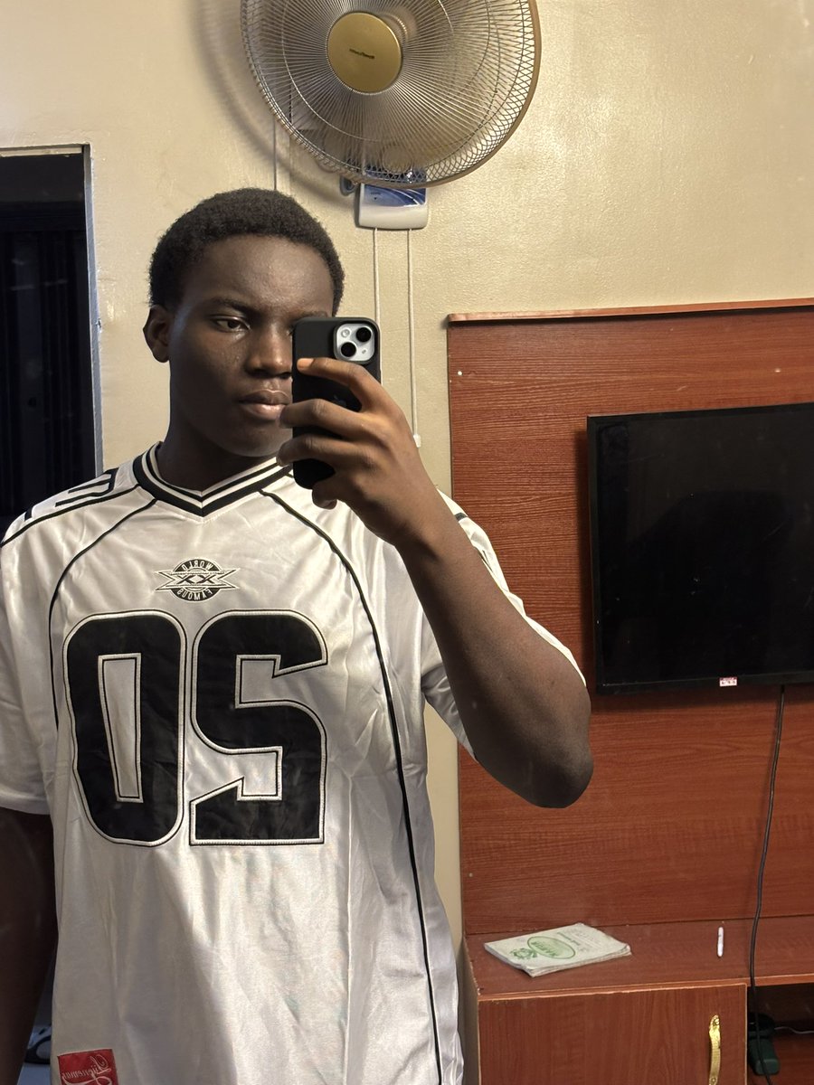 𝕯𝖊𝖛𝕰𝖓𝖓𝖞 tweet media