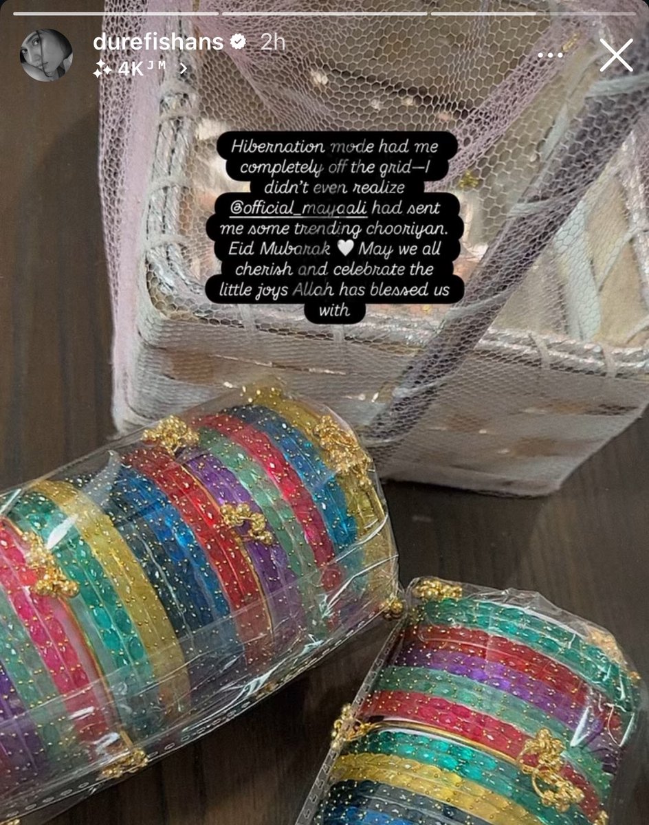 nooorejahan's tweet image. maya sent churiyan to dure omgee ❤️‍🩹✨🦋
they are sooo cute &amp;lt;3
#mayaali #durefishansaleem