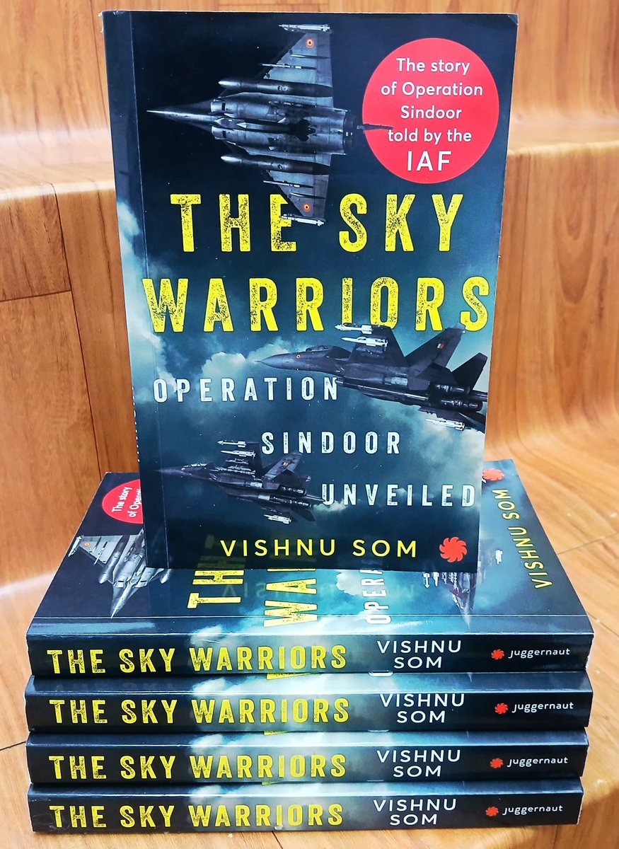 PadhegaIndia_'s tweet image. #NewBookAlert ✈️🪖
Presenting the much awaited and talked about book : The Sky Warriors - Operation Sindoor Unveiled by Vishnu Som (@VishnuNDTV), published by @juggernautbooks.
#BuyOriginal 💮 #BuyFromPI
Order  👉 padhegaindia.in/product/the-sk…