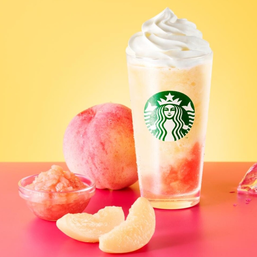 Fashion Press tweet media