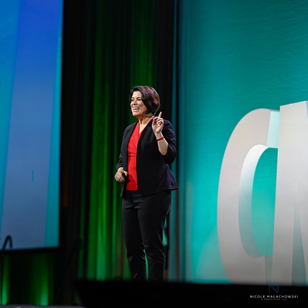 Nicole Malachowski tweet media