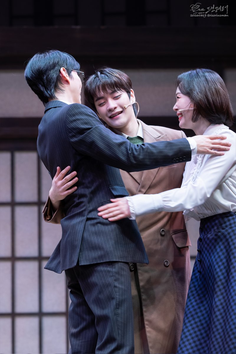 risorius_jb's tweet photo. 20260319 팬레터
김재범 김해진
정세훈 홍기범
히카루 허윤슬 

포옹하는 모습이 행복해보여서🥰 https://t.co/QeRKXzZEQ0