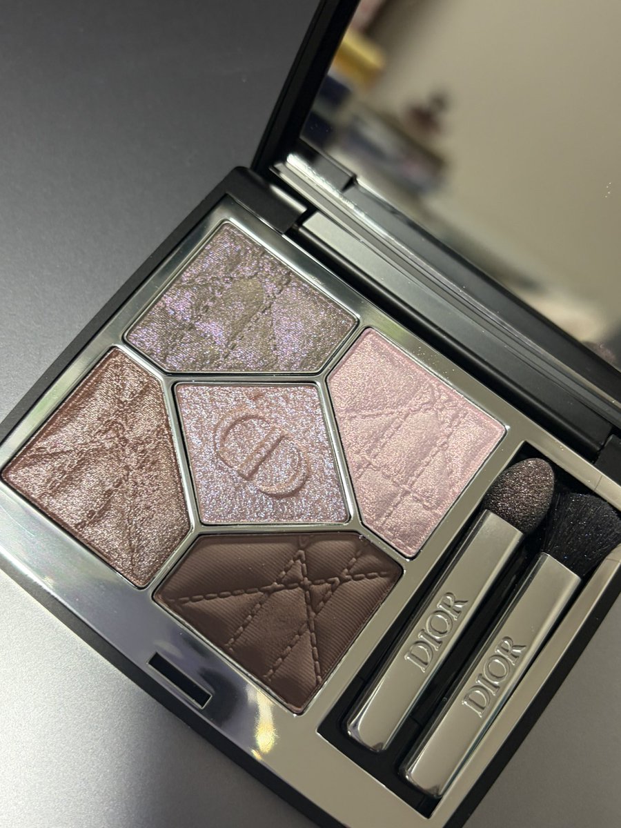 アイマ tweet media