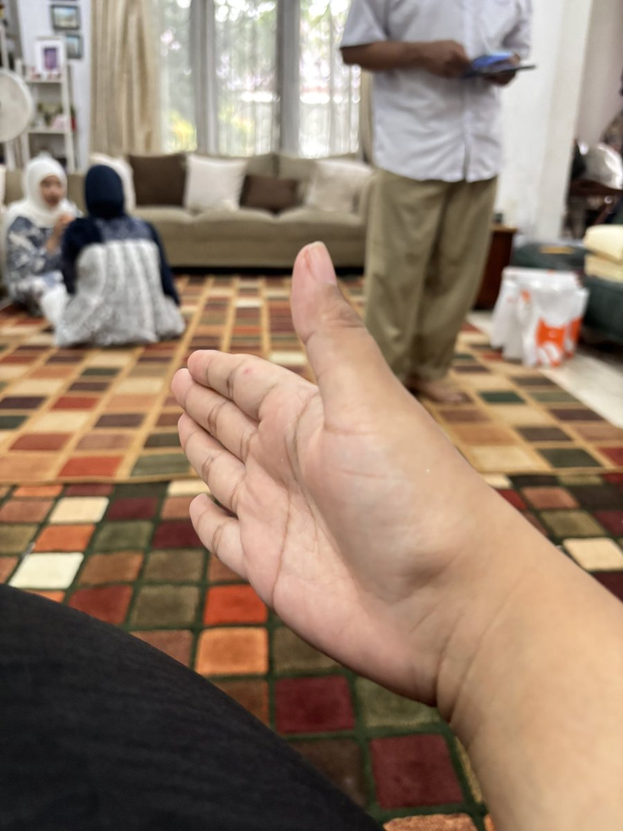 Happy Eid, Sheatuals! 🌷