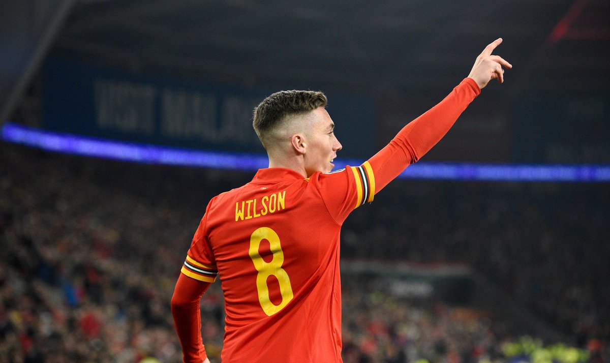 Ontheminute.com tweet media