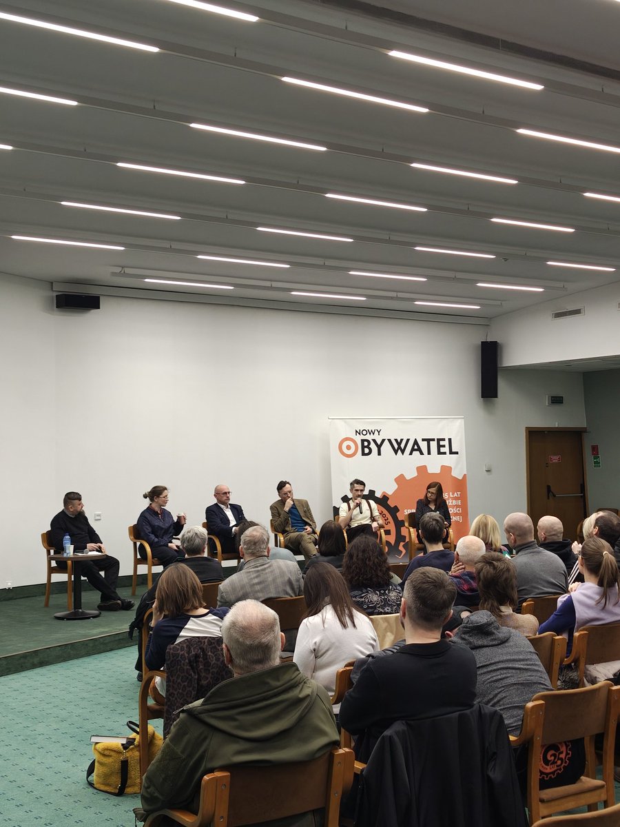 DLR Warszawa tweet media