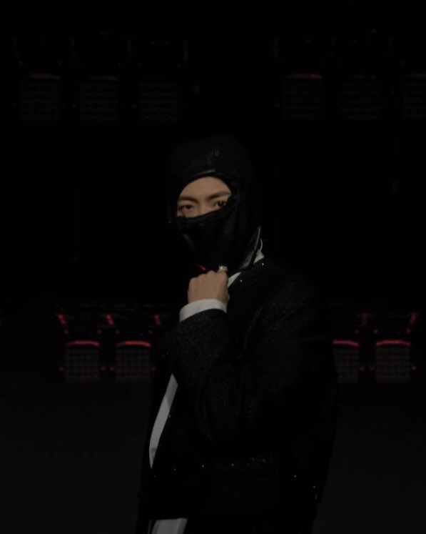 jin files tweet media