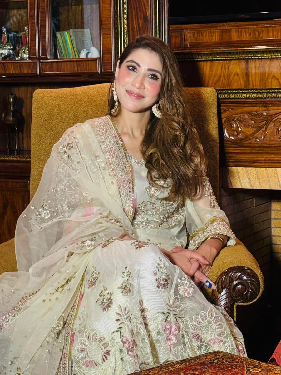 Hina Parvez Butt tweet media