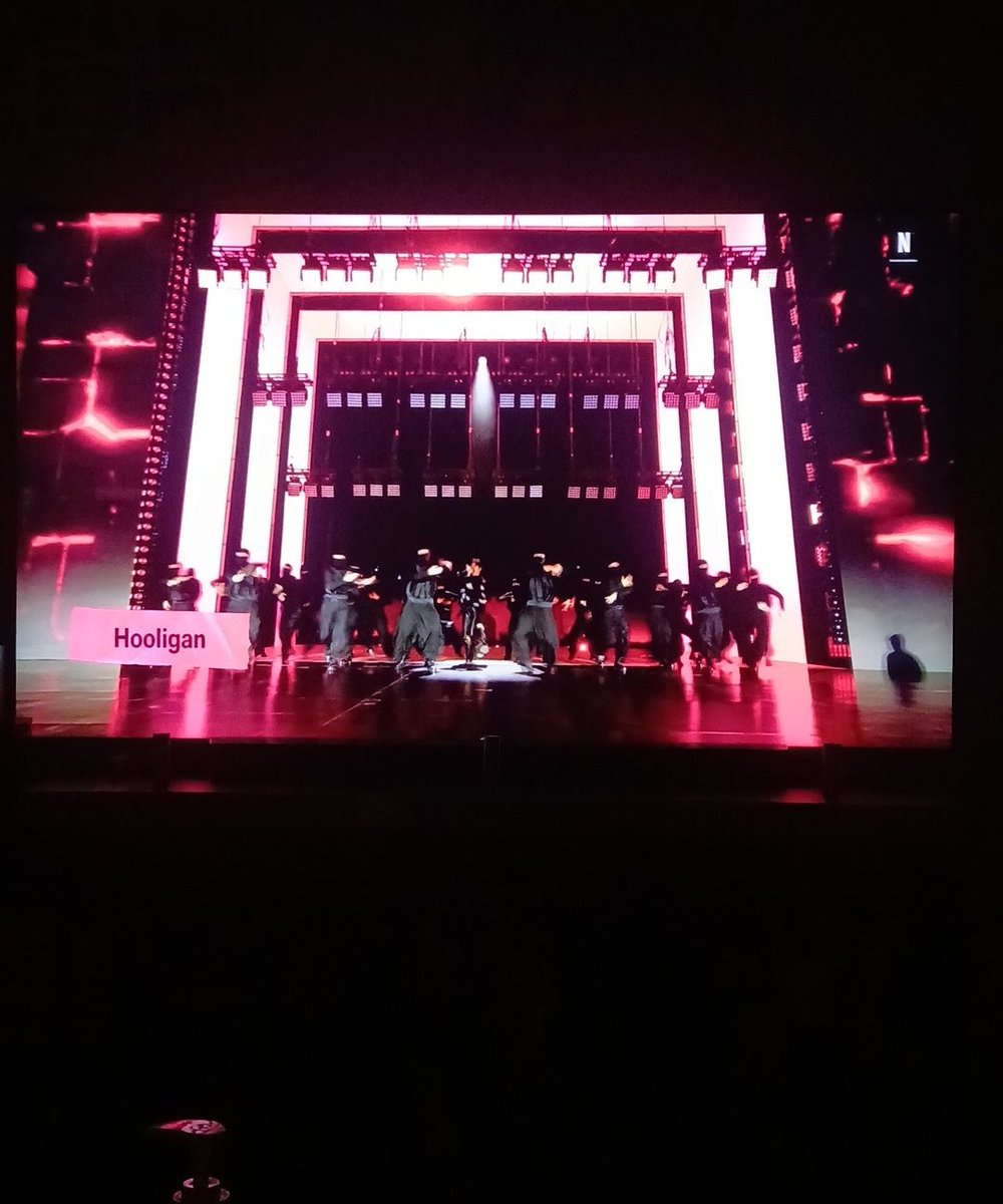 kvmivida's tweet photo. AMOOOOOOOOOOOO

BTS THE COMEBACK LIVE 
BTS LIVE ON NETFLIX 
#BTSLive        
#BTSLiveOnNetflix https://t.co/VophQESb2K