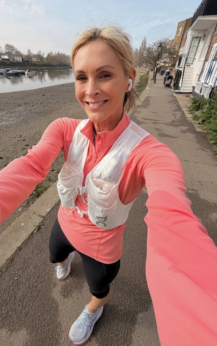 CelebShrine tweet media