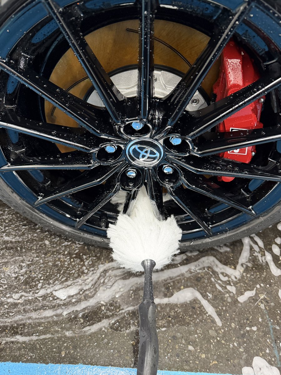 ブラスタ tweet media