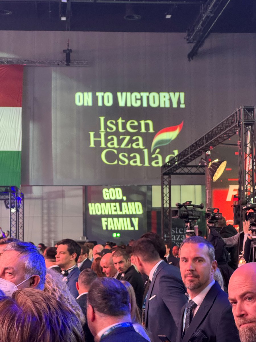 Maximilian Tichy tweet media