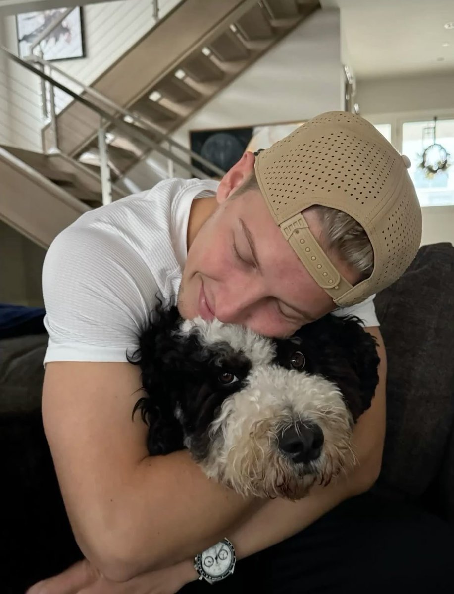 ᅠ
          
ᅠ 
                    🐶🤍
ᅠ
ᅠ

ᅠ