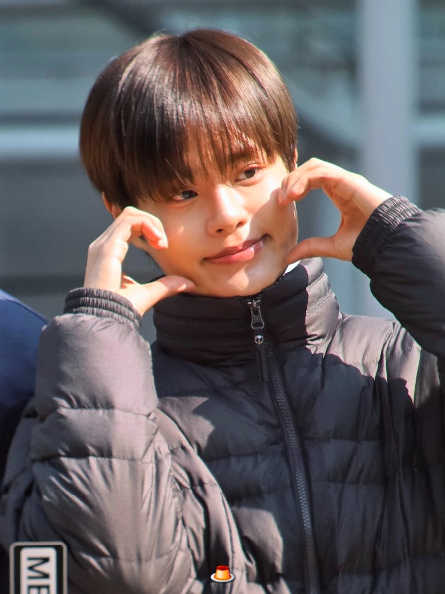 𝙱𝙸𝚃𝚃𝙴𝚁𝚂𝚆𝙴𝙴𝚃 tweet media