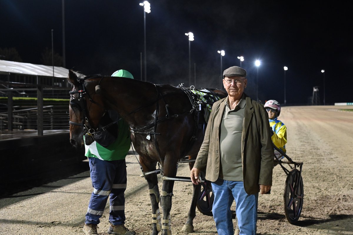 Club Menangle tweet media