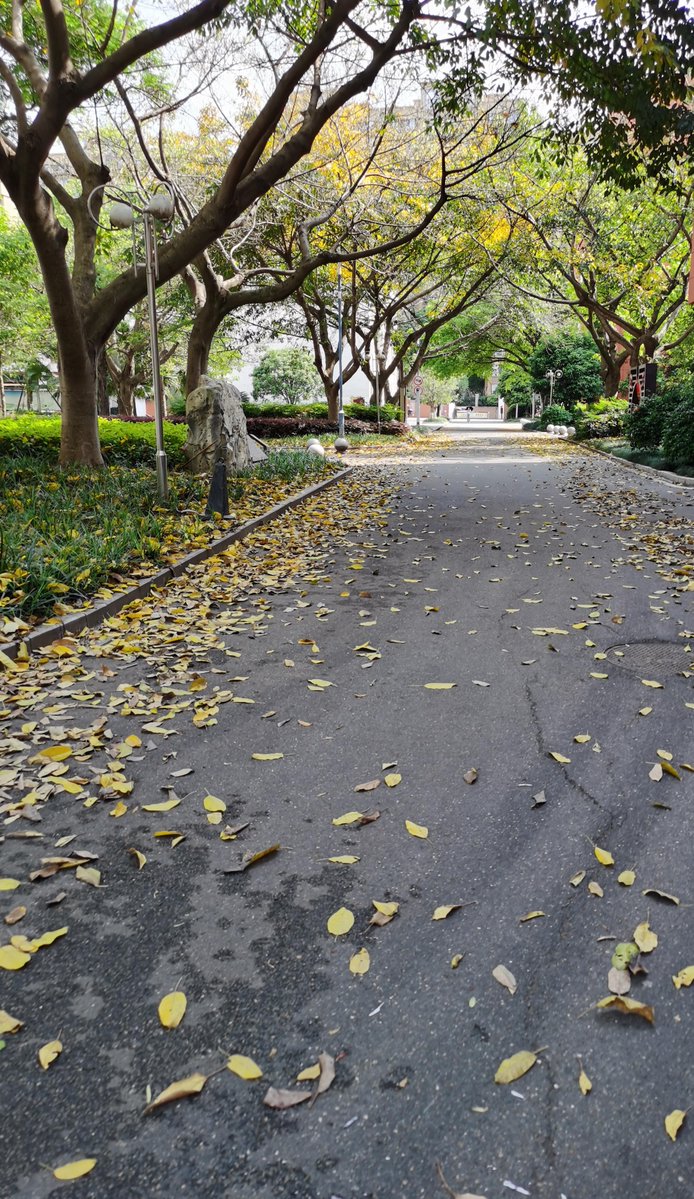 Theatre Roundtable tweet media