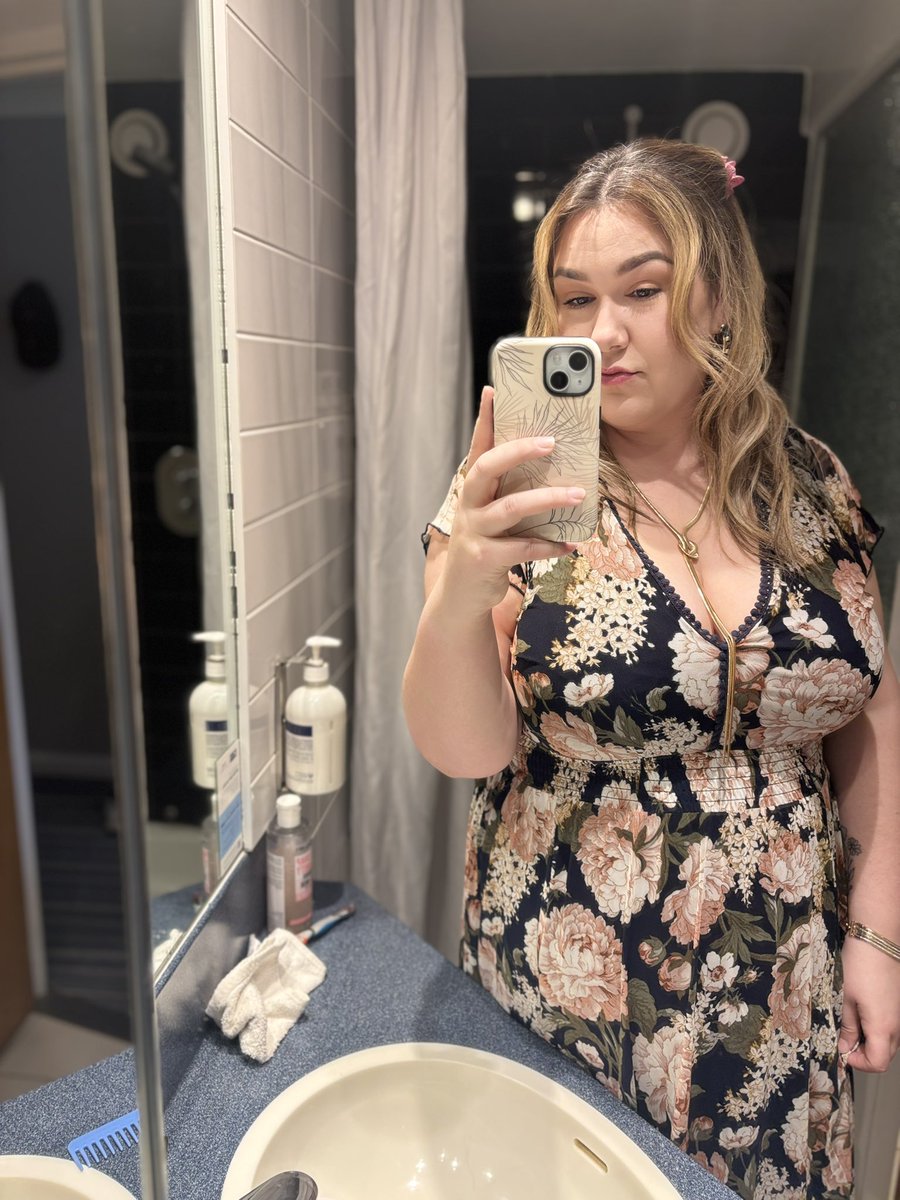 Rachael 🌷 tweet media